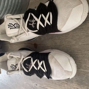 Kyrie 5